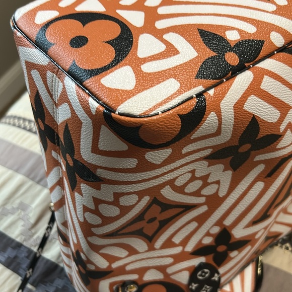 Louis Vuitton 2021 Limited Edition Crafty Crème Caramel MM Neverfull - Picture 10 of 14